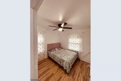 271 N Maple Ave, East Orange, NJ 07017 - Photo 4