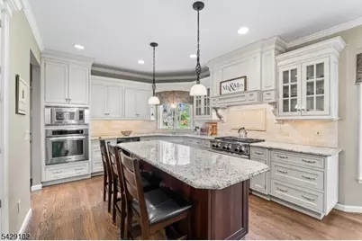 16 Yorkshire Dr, Washington Township, NJ 07840 - Photo 8
