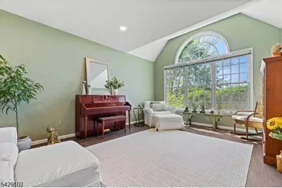 16 Yorkshire Dr, Washington Township, NJ 07840 - Photo 14
