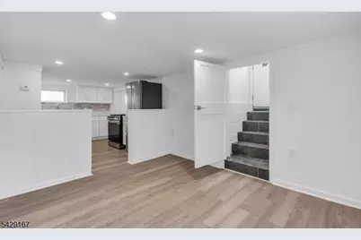 21 Market St, Edison, NJ 08817 - Photo 28