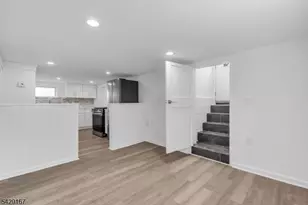 21 Market St, Edison Twp., NJ 08817 - Photo 28
