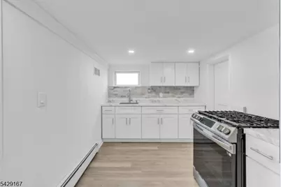 21 Market St, Edison, NJ 08817 - Photo 30