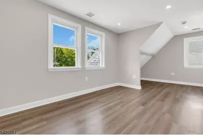 21 Market St, Edison, NJ 08817 - Photo 24