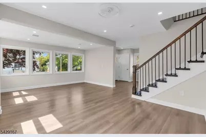 21 Market St, Edison, NJ 08817 - Photo 10