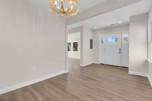21 Market St, Edison Twp., NJ 08817 - Photo 6
