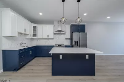 202-208 W 7th St #2F, Plainfield, NJ 07060 - Photo 4