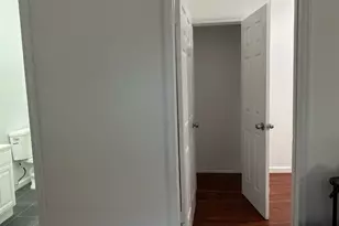 247 S 8th St, Newark, NJ 07103 - Photo 6