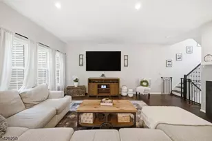 2009 Vermont Terrace, Hanover Township, NJ 07981 - Photo 6