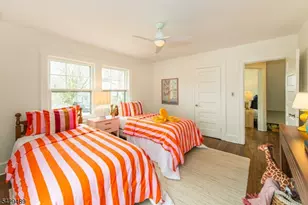 30 Wellesley Rd, Montclair, NJ 07043 - Photo 20