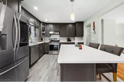 13 Fishel Rd, Edison, NJ 08820 - Photo 8