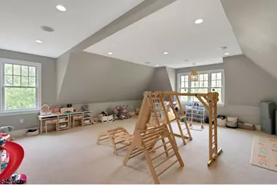 138 Oakwood Rd, Watchung, NJ 07069 - Photo 14