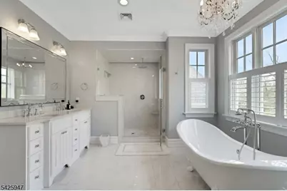 138 Oakwood Rd, Watchung, NJ 07069 - Photo 22