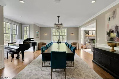138 Oakwood Rd, Watchung, NJ 07069 - Photo 8