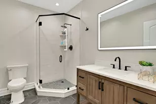 138 Oakwood Rd, Watchung, NJ 07069 - Photo 32