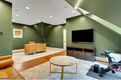 138 Oakwood Rd, Watchung, NJ 07069 - Photo 24
