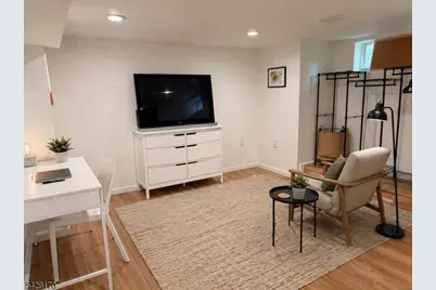 653 Ridgewood Avenue, Bloomfield, NJ 07003 - Photo 20