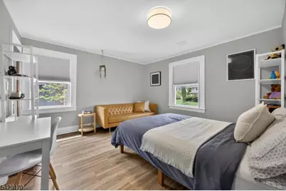 653 Ridgewood Avenue, Bloomfield, NJ 07003 - Photo 14