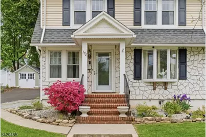 372 Newton St, North Plainfield, NJ 07060 - Photo 2