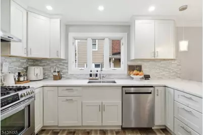 372 Newton St, North Plainfield, NJ 07060 - Photo 6