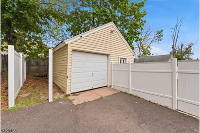 372 Newton St, North Plainfield, NJ 07060 - Photo 28