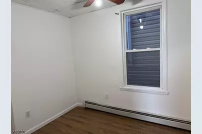 85 Holsman St, Paterson, NJ 07522 - Photo 16