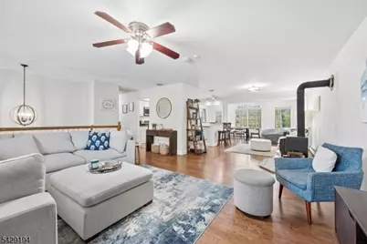 11 Knoll Dr, Denville, NJ 07866 - Photo 4