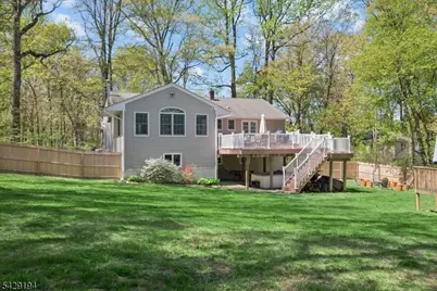 11 Knoll Dr, Denville, NJ 07866 - Photo 26