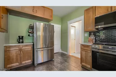 39 Elm St, Butler, NJ 07405 - Photo 10