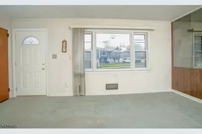 161 Beachwood Rd, Parsippany, NJ 07054 - Photo 6