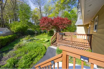 8 Dale Trl, Hopatcong, NJ 07843 - Photo 20