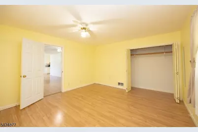 8 Dale Trl, Hopatcong, NJ 07843 - Photo 10