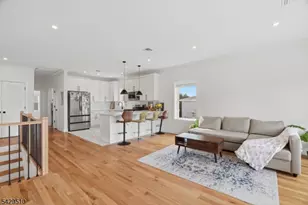 31 Patterson St, Harrison, NJ 07029 - Photo 2
