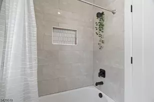 31 Patterson St, Harrison, NJ 07029 - Photo 16