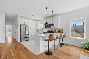 31 Patterson St, Harrison, NJ 07029 - Photo 4