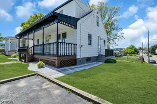 414 S Pine Ave, Sayreville, NJ 08879 - Photo 6