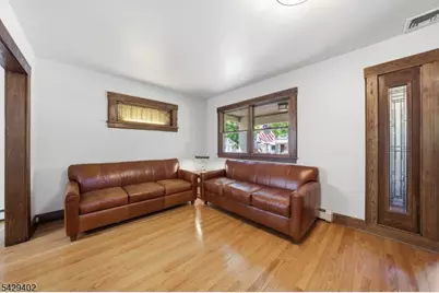 37 Buena Vista Ave, Hawthorne, NJ 07506 - Photo 6