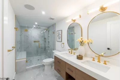 517 Park St, Montclair, NJ 07043 - Photo 20