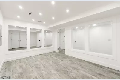 517 Park St, Montclair, NJ 07043 - Photo 26