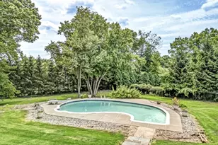 136 Carlough Rd, Upper Saddle River, NJ 07458 - Photo 32