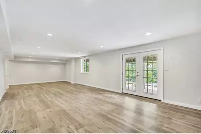 136 Carlough Rd, Upper Saddle River, NJ 07458 - Photo 24
