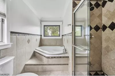 136 Carlough Rd, Upper Saddle River, NJ 07458 - Photo 16