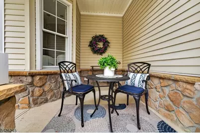 6 Osprey Ct, Washington Township, NJ 07882 - Photo 2
