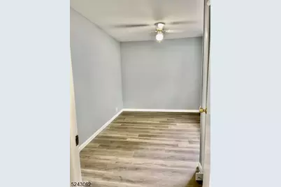 42 Oneida Ave, Parsippany, NJ 07034 - Photo 12
