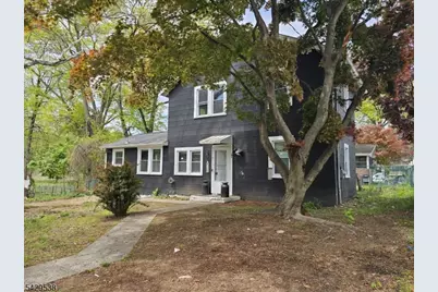 34 Walnut Ave, Pompton Lakes, NJ 07442 - Photo 2