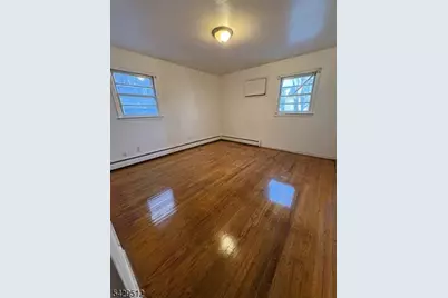 184 Smith St #1, Newark, NJ 07106 - Photo 4
