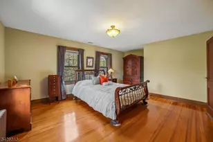 8 Brookside Pl, Livingston, NJ 07039 - Photo 18