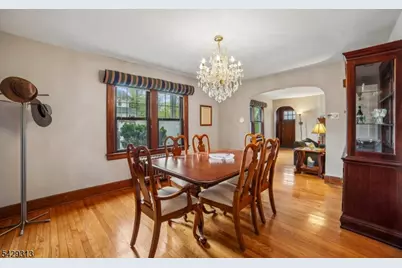 8 Brookside Pl, Livingston, NJ 07039 - Photo 8