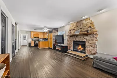 53 Pequannock Ave, Pequannock Township, NJ 07440 - Photo 4