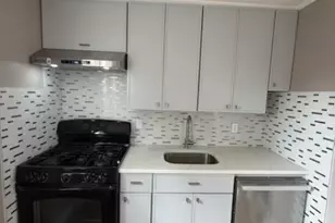 37 Center St, Belleville, NJ 07109 - Photo 2
