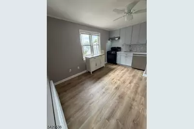 37 Center St, Belleville, NJ 07109 - Photo 1